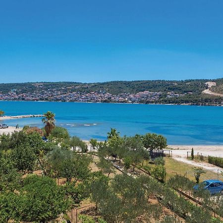 3 Bedroom Gorgeous Apartment In Trogir Buitenkant foto