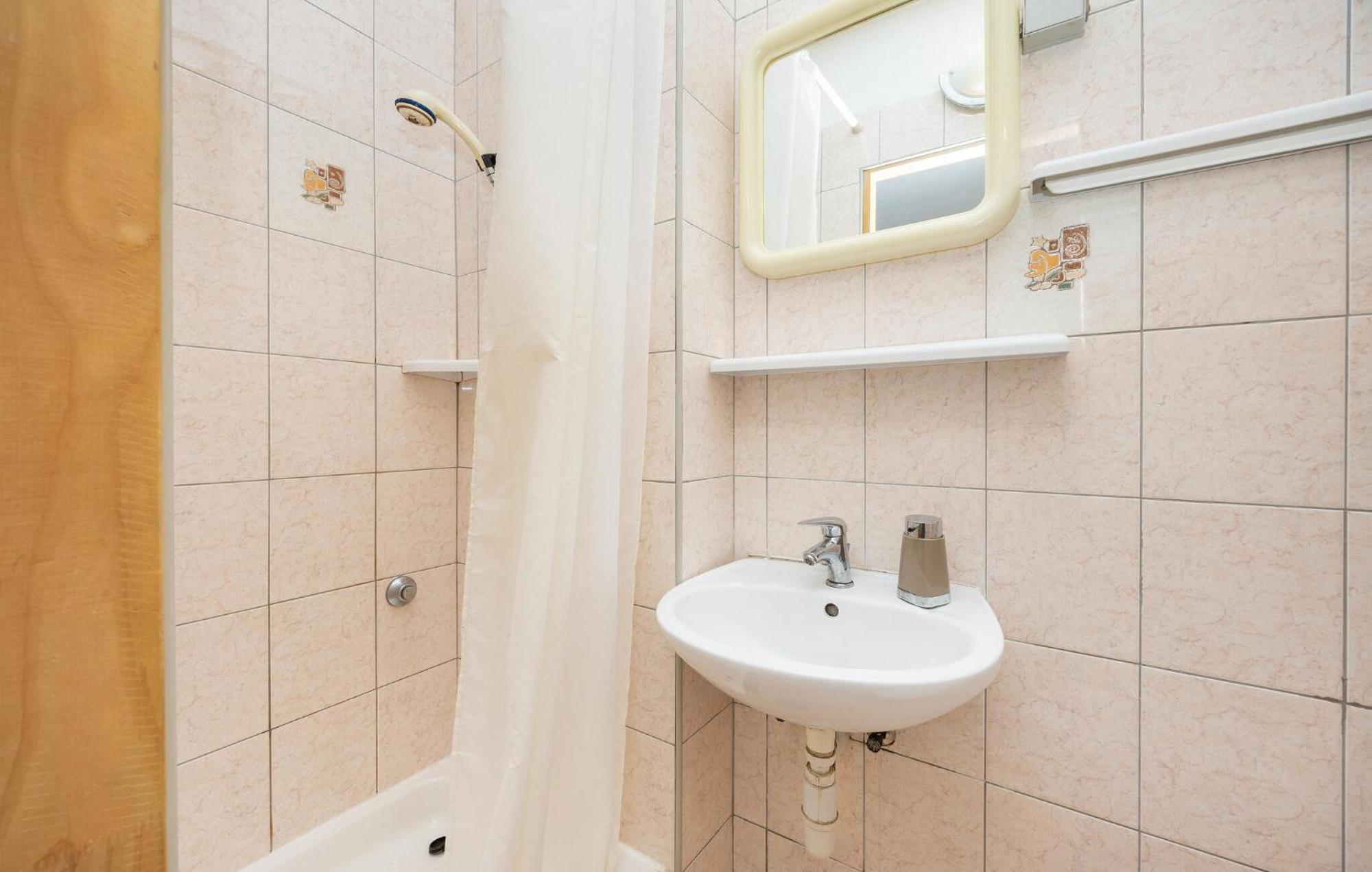 3 Bedroom Gorgeous Apartment In Trogir Buitenkant foto