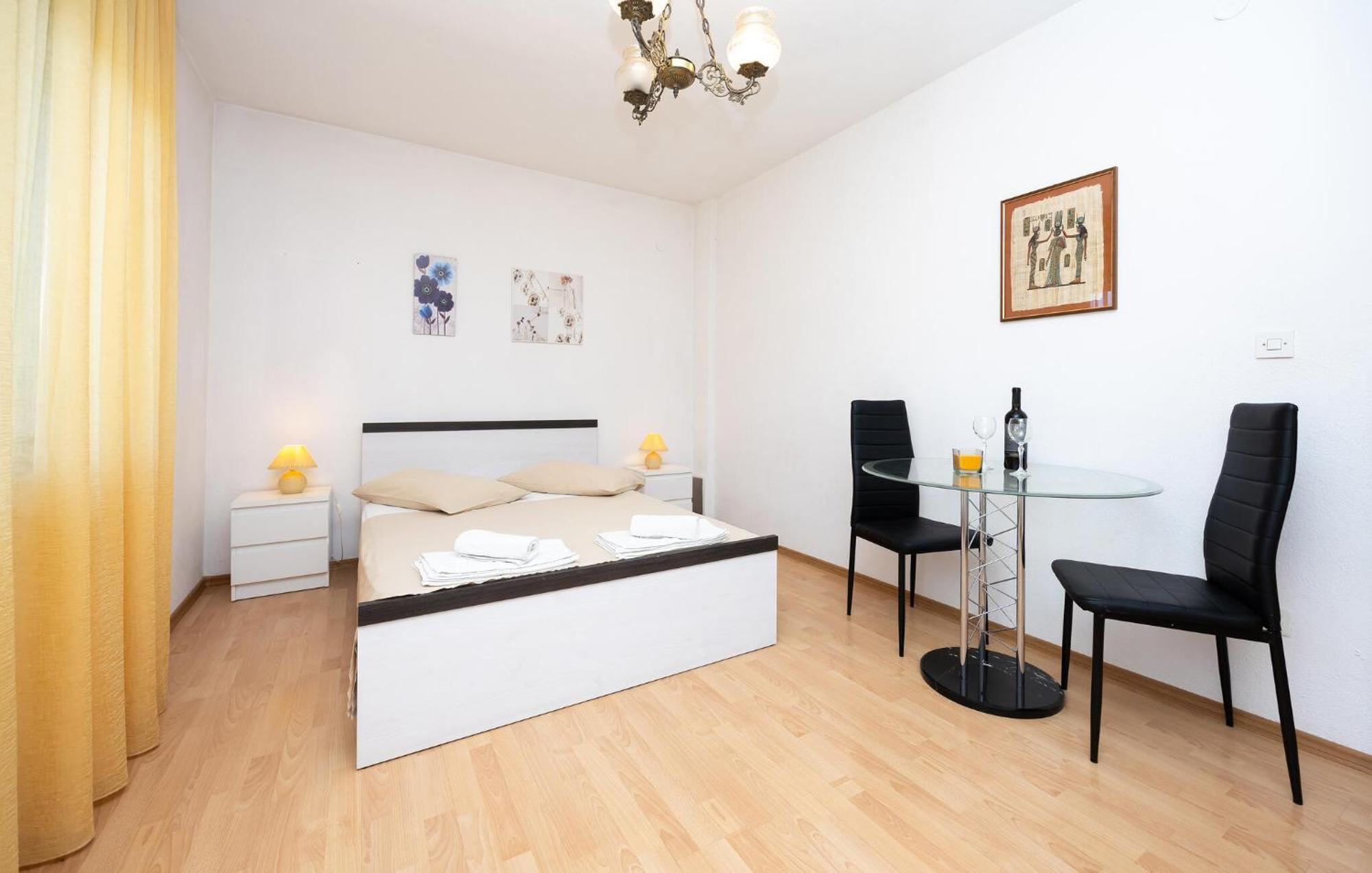 3 Bedroom Gorgeous Apartment In Trogir Buitenkant foto
